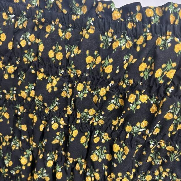 Bloomchic Strapless Top - Picture 5 of 7